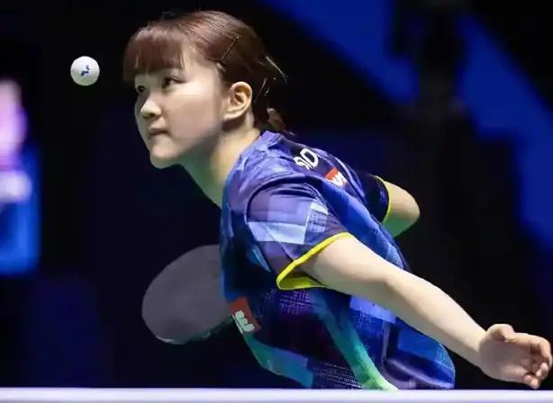 看到她的坚 看到她的坚