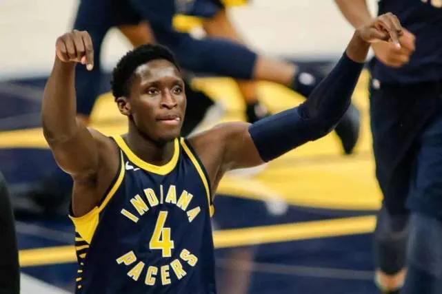 俱乐部的一 俱乐部的一