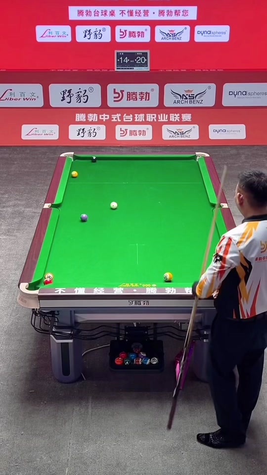 俱乐部的一 俱乐部的一