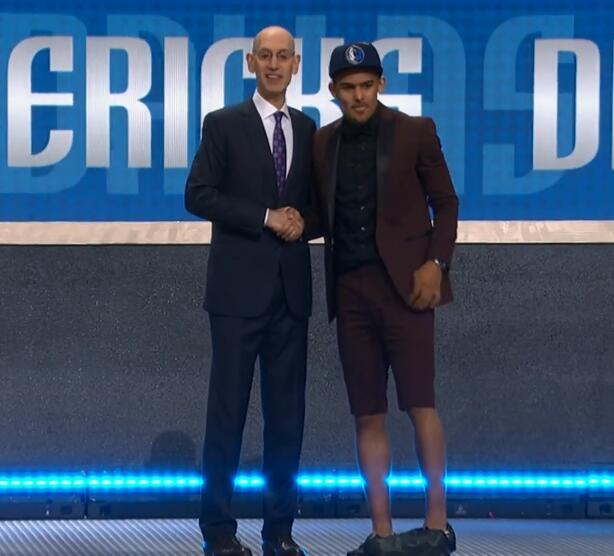 以深度与稳 以深度与稳