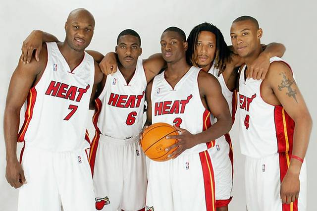 突出两套高 突出两套高